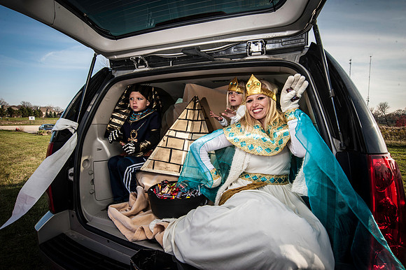 039_Trunk_or_Treat