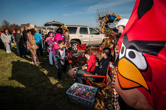 037_Trunk_or_Treat